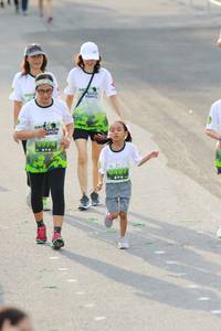 BIB: 0481
                            <button type="button" onclick="openModal(3555872)" class="btn btn-primary btn-sm float-right btn-popup" data-toggle="modal" data-target=".modal-high-quality">
                        <i class="fas fa-shopping-cart"></i> Add to Cart
                    </button>
                                            <button type="button" onclick="isThisMe(3555872, true)" class="btn btn-success btn-sm float-right btn-popup btn-isme hidden" data-toggle="tooltip" data-placement="bottom" title="นี่คือรูปของคุณใช่ไหม คลิกที่นี่เพื่อเอาเข้าอัลบั้ม">
                        <i class="fas fa-plus"></i> Add to album
                    </button>
                    <button type="button" onclick="isThisMe(3555872, false)" class="btn btn-warning btn-sm float-right btn-popup btn-isnotme hidden">
                        <i class="fas fa-ban"></i> Remove from album
                    </button>